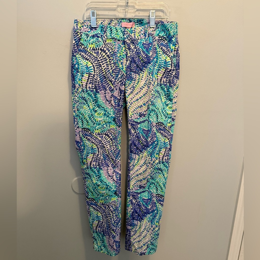 Lilly Pulitzer Stretch Crop Pants in Blue Current Fantasea print Size 0 Preppy